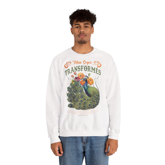 Sweatshirt blanc pour homme avec illustration de paon et texte biblique en français.