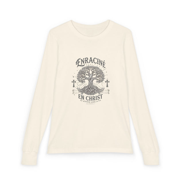 T-shirt à manches longues beige pour enfant avec un motif d'arbre et le texte Enraciné en Christ.