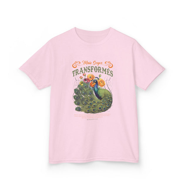 T-shirt rose pour enfant avec une illustration de paon, des fleurs et le verset Romains 12:2.