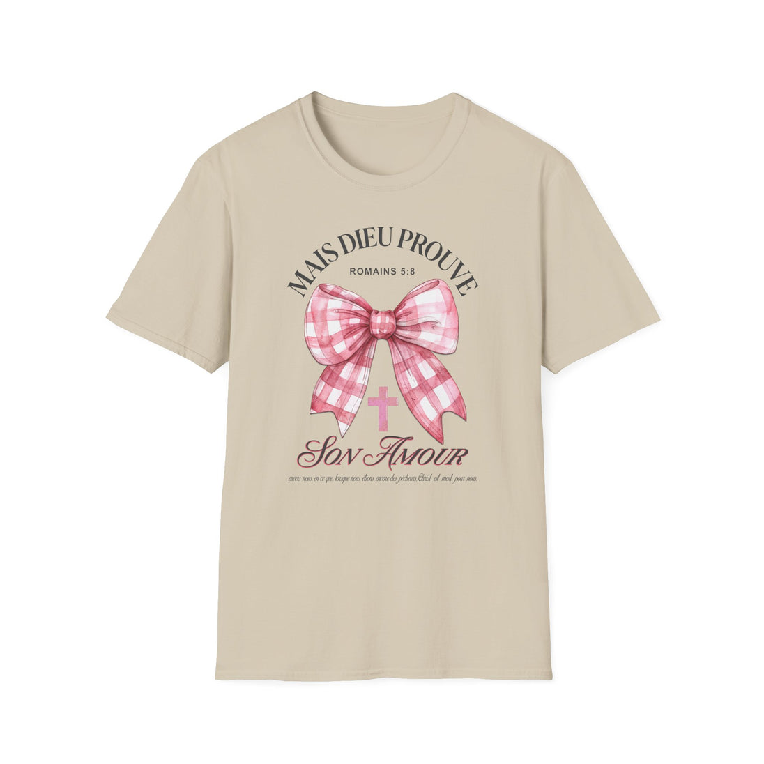 T-shirt beige pour femme avec un motif de nœud vichy rose, une croix et un verset biblique.
