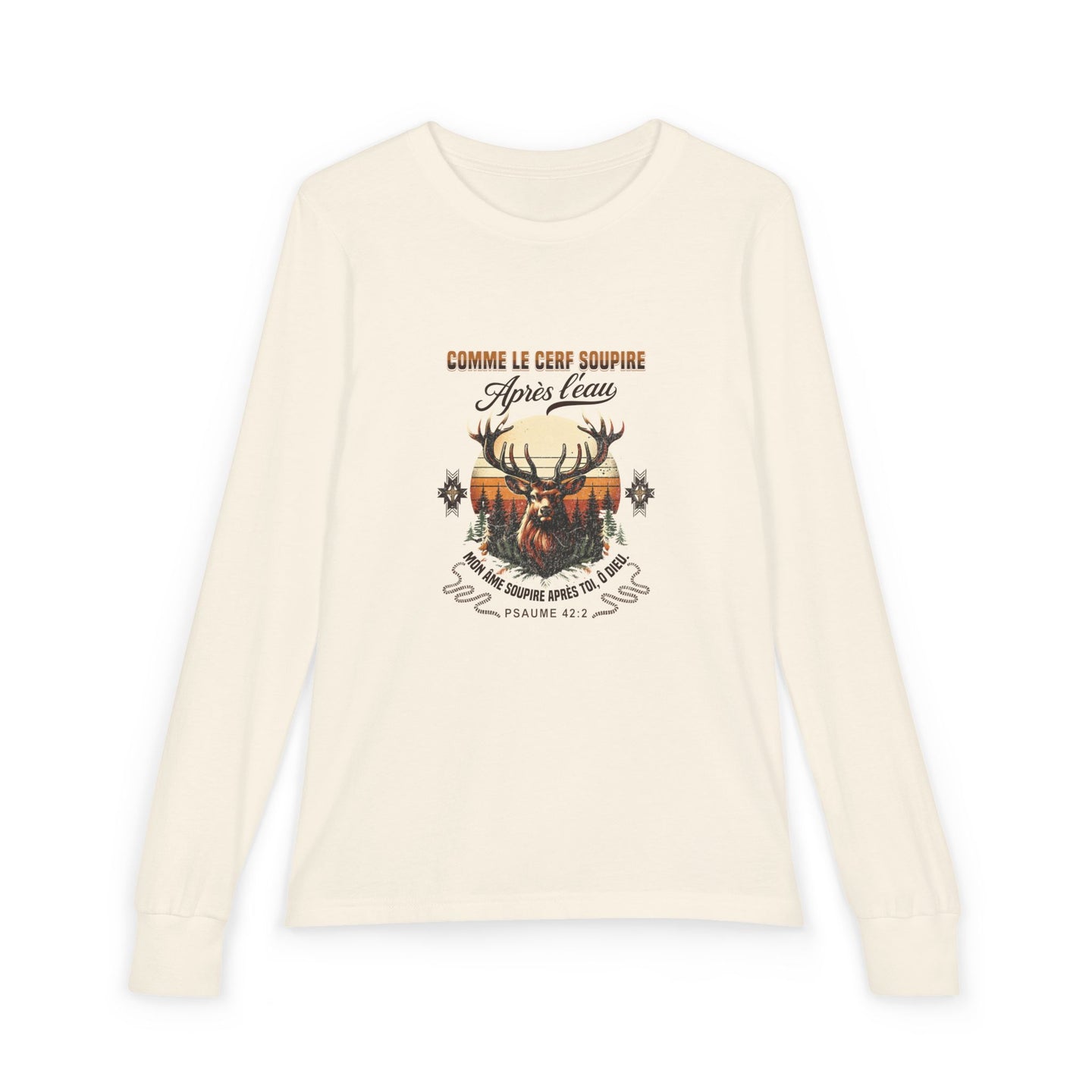 T-shirt à manches longues beige pour enfant avec un motif de cerf et un texte religieux.