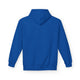 Vue arrière d'un sweat à capuche bleu uni pour femme avec une coupe décontractée.