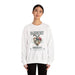 Sweatshirt blanc femme Magnifiquement Brisée avec motif cœur vintage et fleurs.