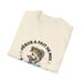 T-shirt beige plié avec une illustration de poisson, une ancre et le texte Jésus a fait de moi.