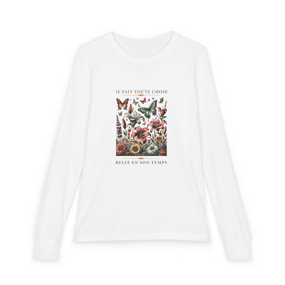 T-shirt blanc à manches longues pour enfant avec un motif floral et papillons et texte inspirant.