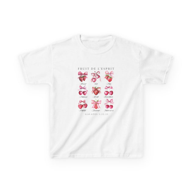 T-shirt blanc pour enfant illustré de fruits et de rubans avec le texte Fruit de l'esprit.