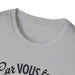 T-shirt gris chiné pour femme avec une inscription noire sur le devant.