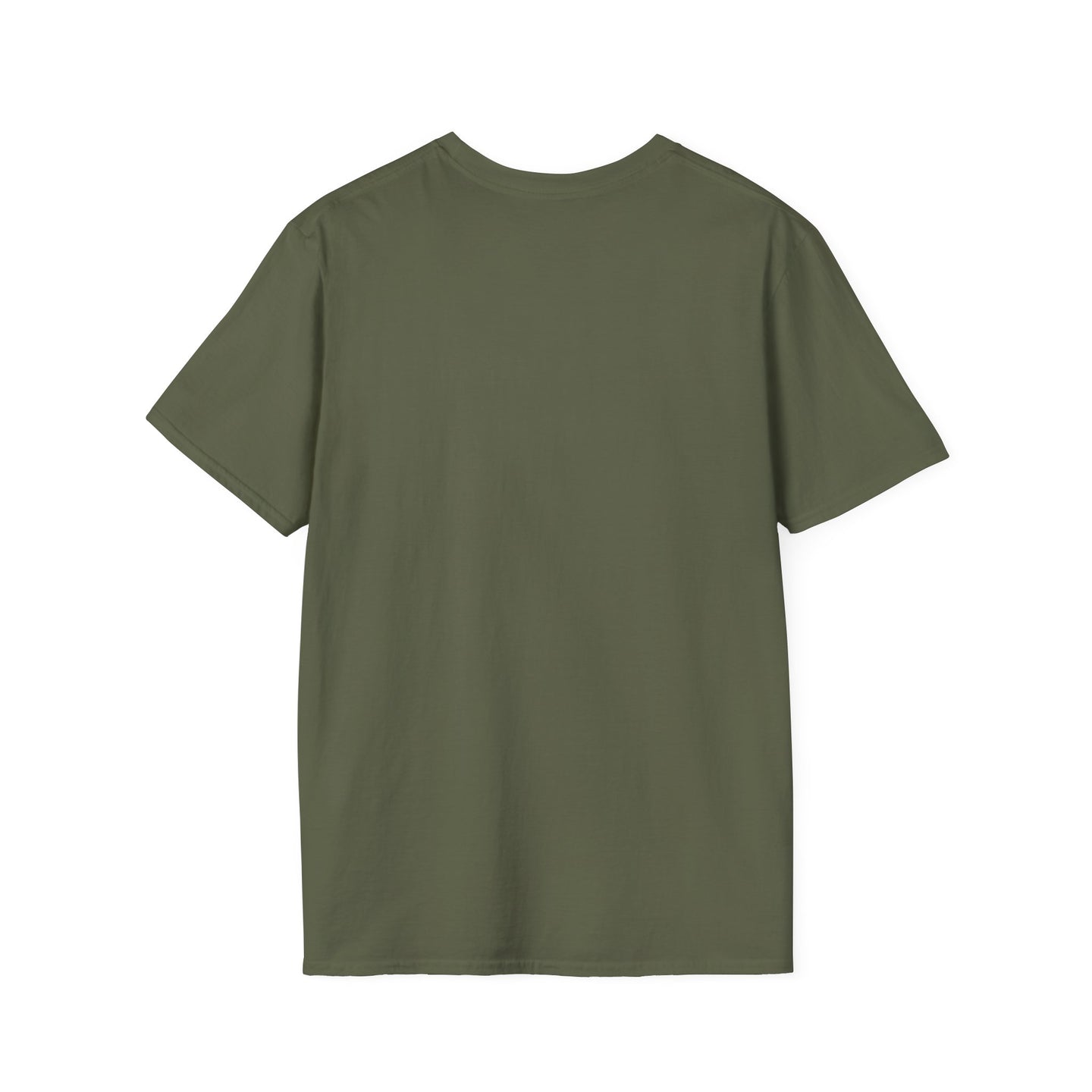 T-shirt pour homme de couleur vert olive, présenté de dos sur un fond blanc.