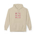 Sweat à capuche beige pour femme orné d'un motif illustré de fruits et de rubans roses.