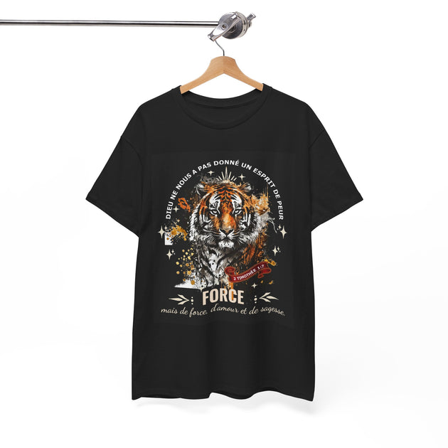 T-shirt noir chrétien pour homme avec tigre aquarelle et verset biblique 2 Timothée 1:7.