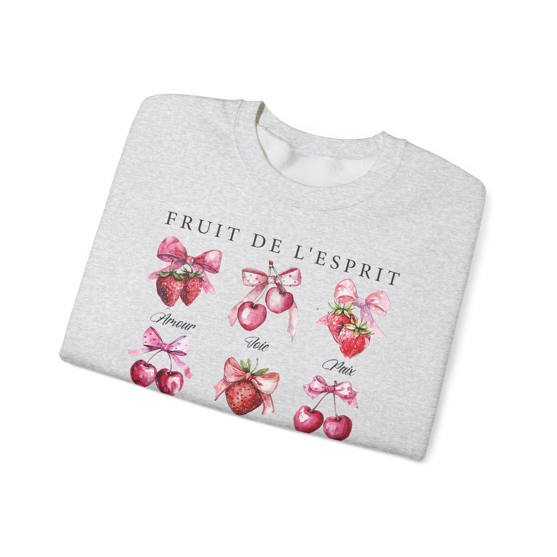 Sweat-shirt gris chiné orné d'illustrations de fraises et de cerises avec des nœuds roses.