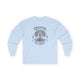 T-shirt à manches longues bleu clair avec un motif d'arbre et le texte Enraciné en Christ.