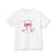 T-shirt blanc pour enfant orné d'un ruban rose à l'aquarelle et d'une inscription religieuse.