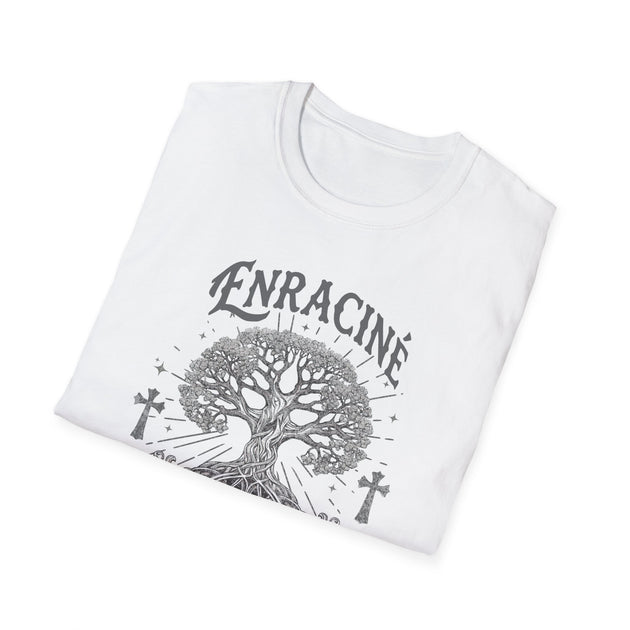 T-shirt blanc pour femme avec une illustration d'arbre, de croix et le mot Enraciné.