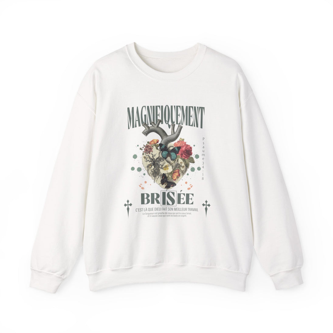 Sweat-shirt blanc à col rond avec une illustration de cœur floral et des inscriptions en français.