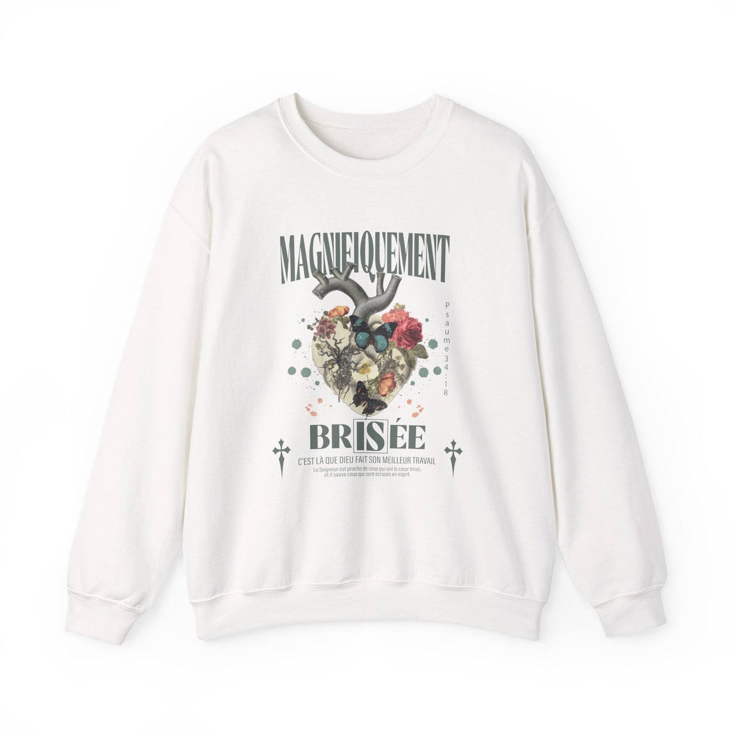 Sweat-shirt blanc à col rond avec une illustration de cœur floral et des inscriptions en français.