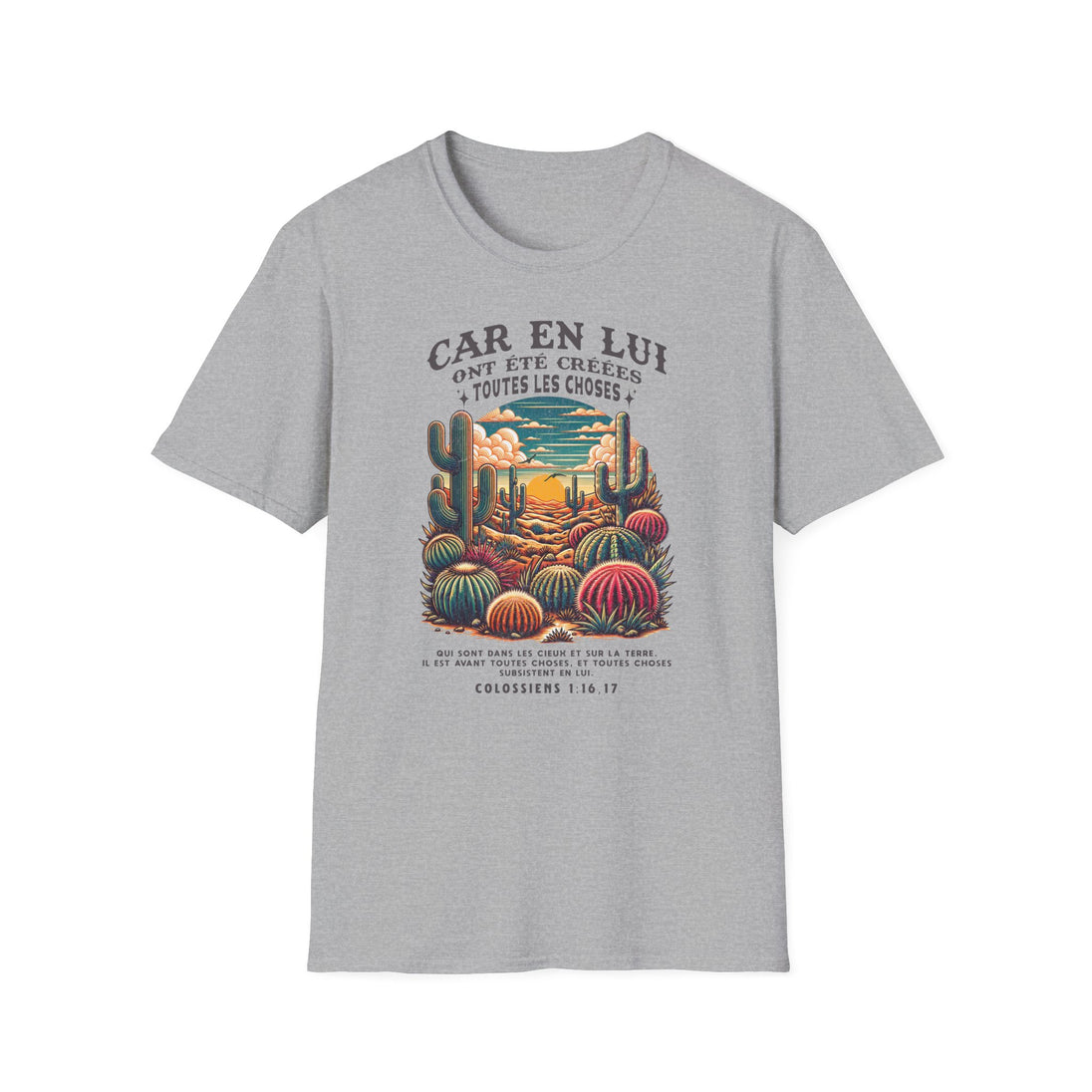T-shirt gris à col rond avec une illustration de désert et un verset biblique en français.