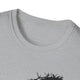 T-shirt gris pour femme avec un motif de couronne d'épines imprimé sous le col.