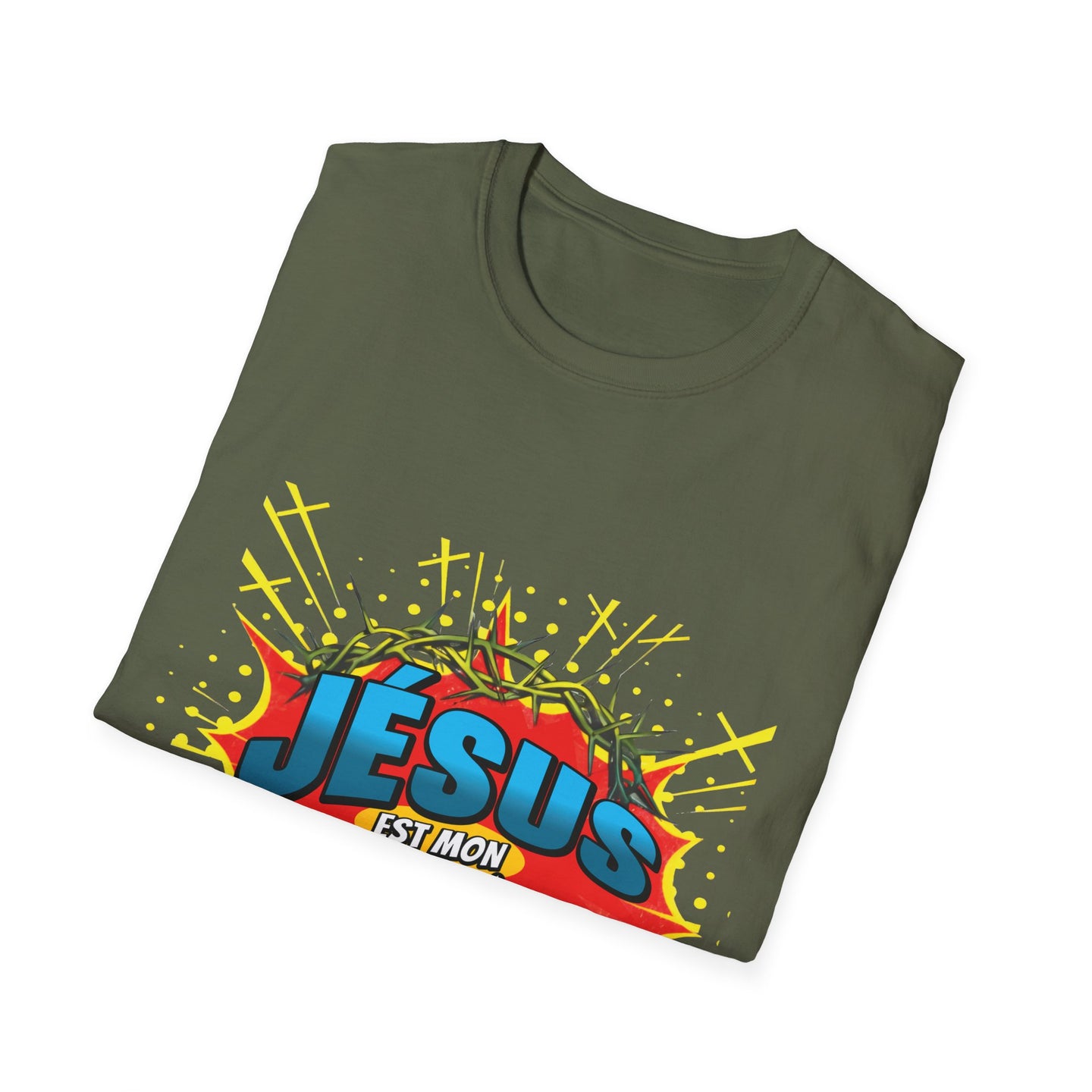 T-shirt vert olive plié avec un motif style bande dessinée représentant une couronne d'épines.