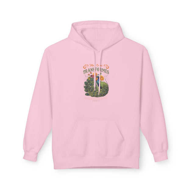 Sweat à capuche rose pour femme avec un motif de paon et le texte Mais soyez transformés.