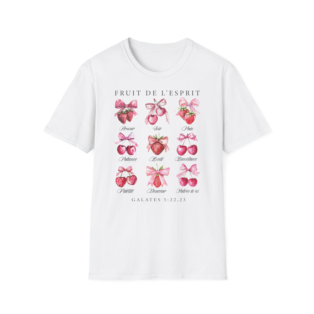 T-shirt blanc pour femme orné d'illustrations aquarelles de fruits et de nœuds roses.
