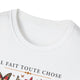 T-shirt blanc pour femme avec un motif de papillons et l'inscription Il fait toute chose.
