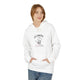 Femme portant un sweat à capuche blanc avec message chrétien et empreinte de main.