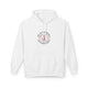Sweat à capuche blanc avec un motif central représentant une main rouge et une couronne d'épines.