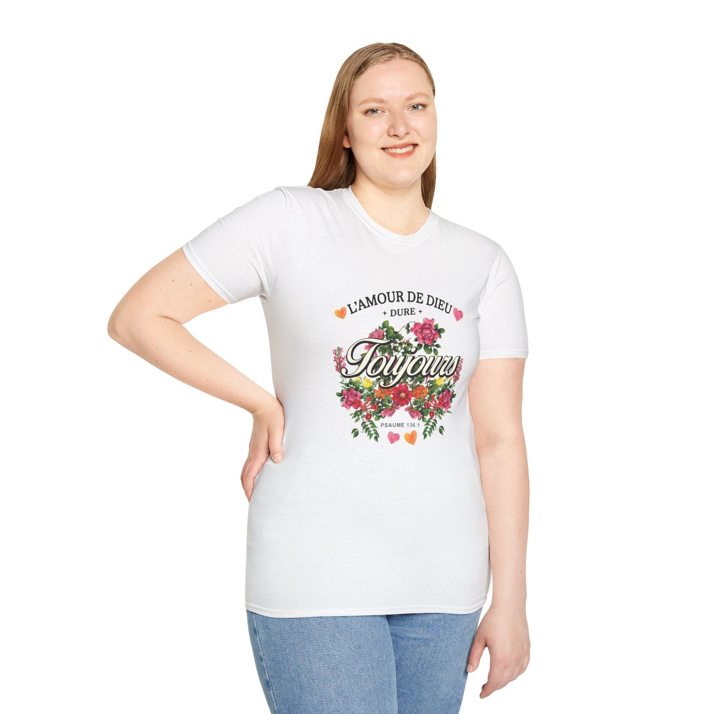 T-shirt blanc femme avec motif floral vintage et texte L'Amour de Dieu Dure Toujours.