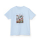 T-shirt bleu clair pour enfant avec une illustration de fleurs et papillons et un texte inspirant.