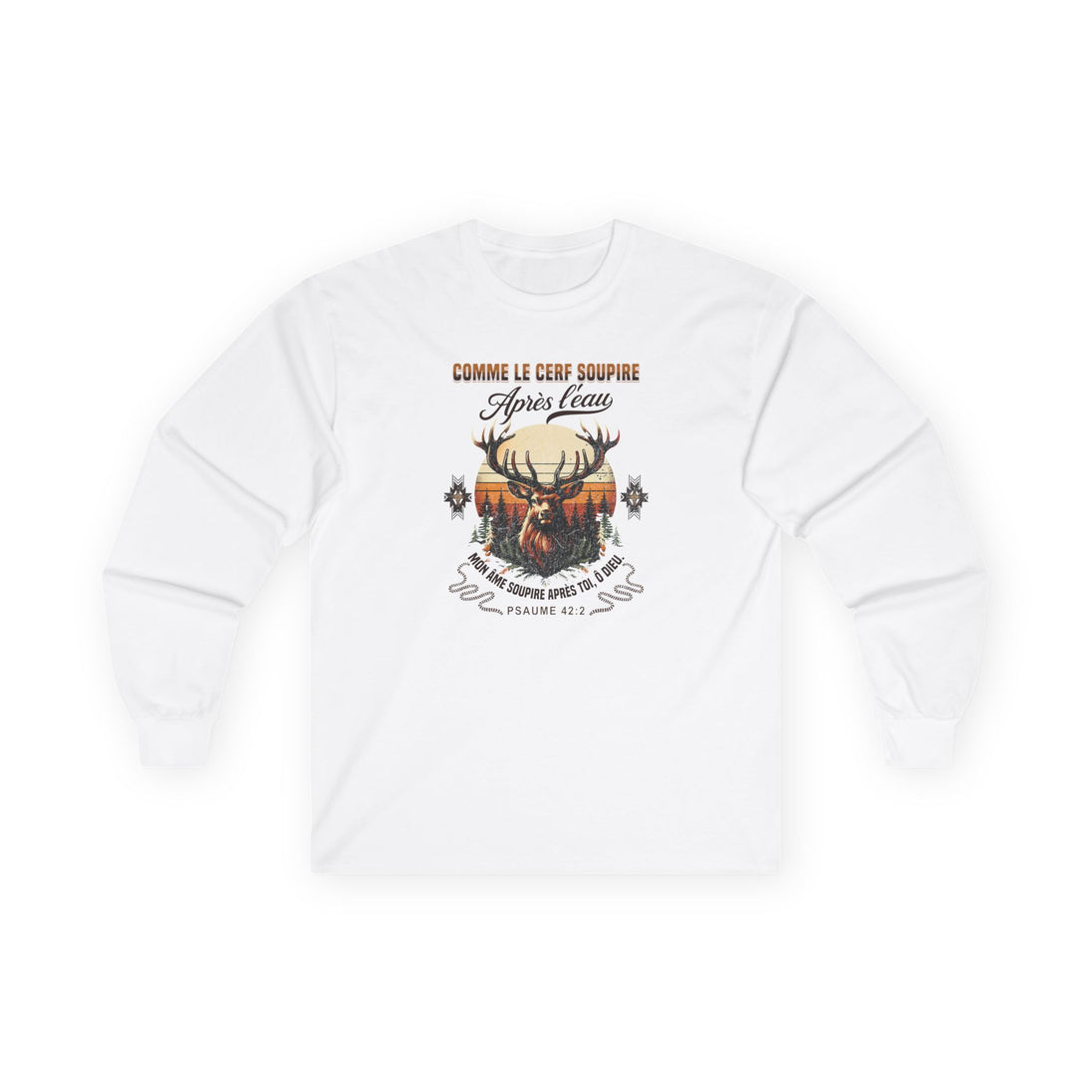 T-shirt blanc à manches longues avec un motif de cerf et le texte biblique Psaume 42:2.