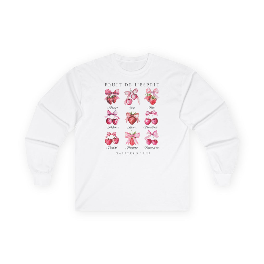 T-shirt blanc à manches longues avec une illustration de fruits et le texte Fruit de l'Esprit.