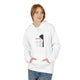 Femme portant le sweat à capuche blanc Jésus est mon Dieu avec illustration artistique chrétienne.