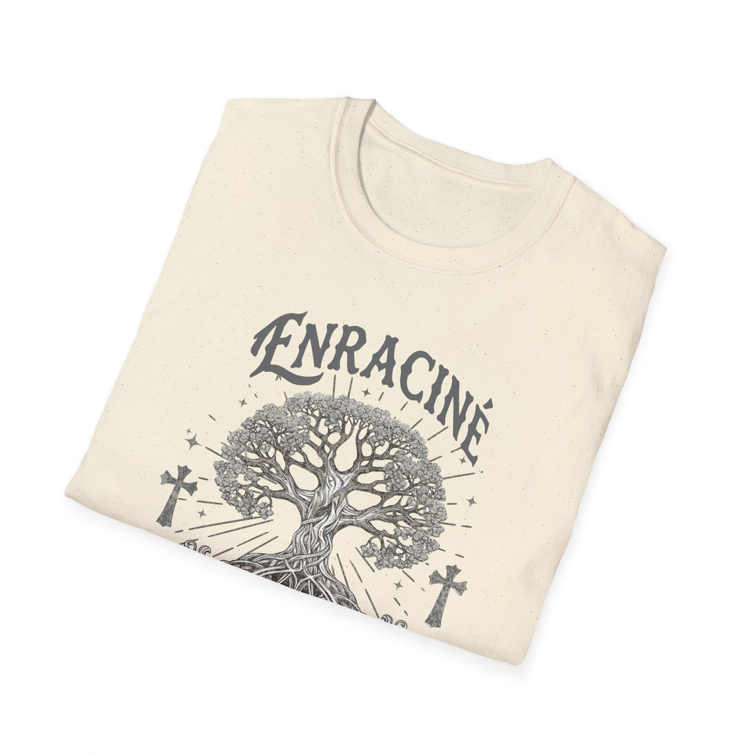 T-shirt beige pour femme avec une illustration d'arbre et de croix et le mot Enraciné.