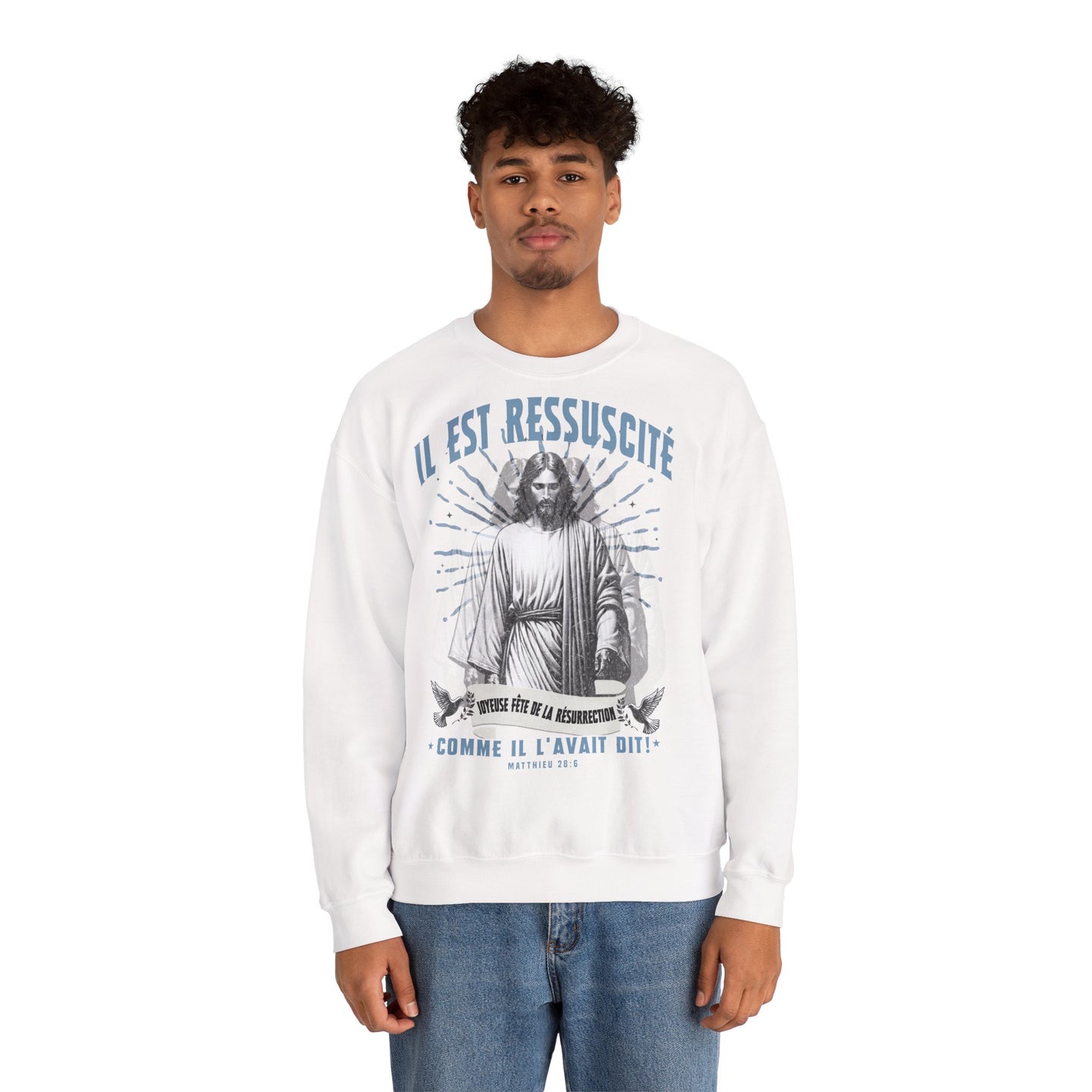 Sweatshirt blanc pour homme avec illustration vintage de Jésus et texte Il Est Ressuscité.