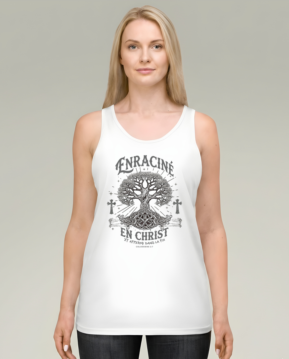 Débardeur blanc femme avec motif arbre enraciné et texte biblique Enraciné en Christ.