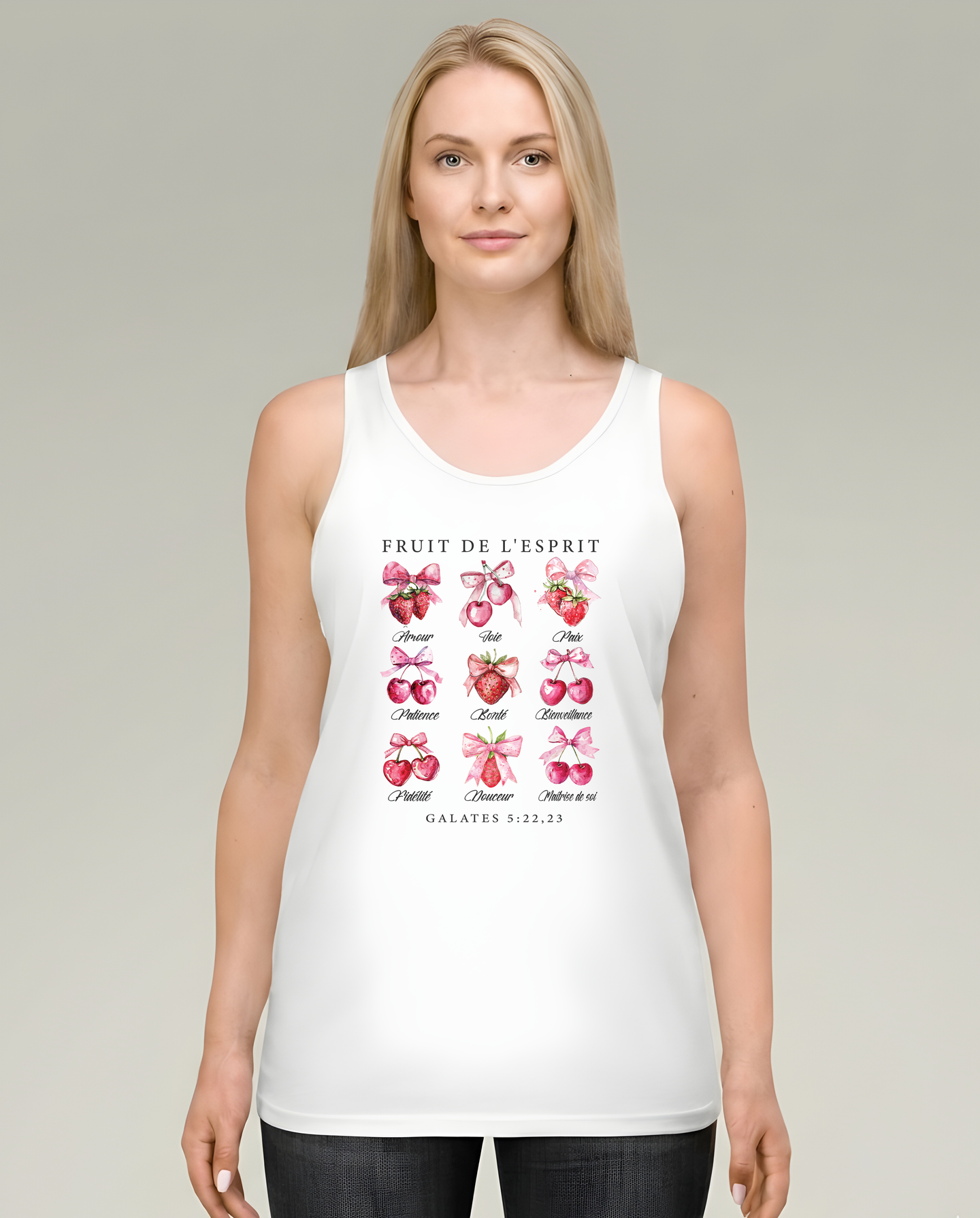Débardeur blanc femme Fruit de l'Esprit avec illustrations de fraises et cerises vintage.