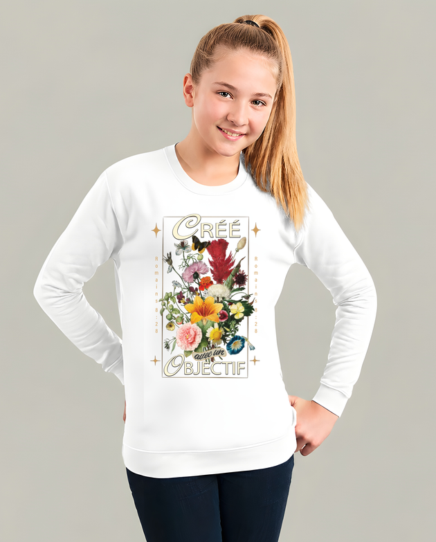 Sweat blanc enfant avec bouquet de fleurs vintage et texte 'Créé avec un Objectif'.