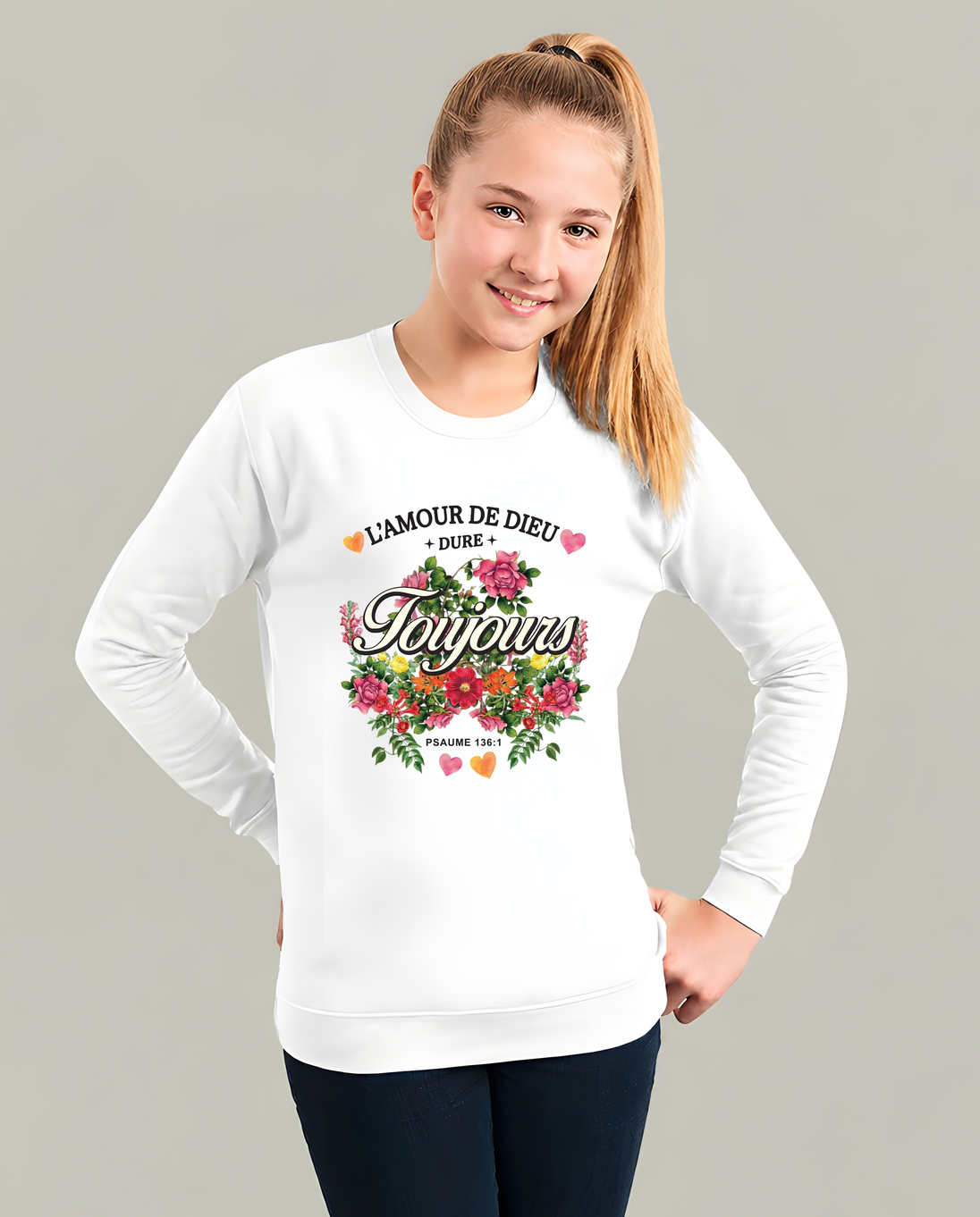 Sweat blanc enfant avec motif floral vintage et texte chrétien L'amour de Dieu dure toujours.