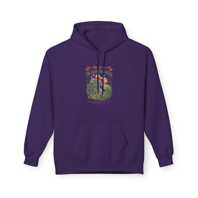 Sweat à capuche violet pour femme avec un motif de paon et des fleurs sur la poitrine.