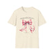 T-shirt beige pour femme orné d'un ruban rose aquarelle et du verset Jacques 1:17.