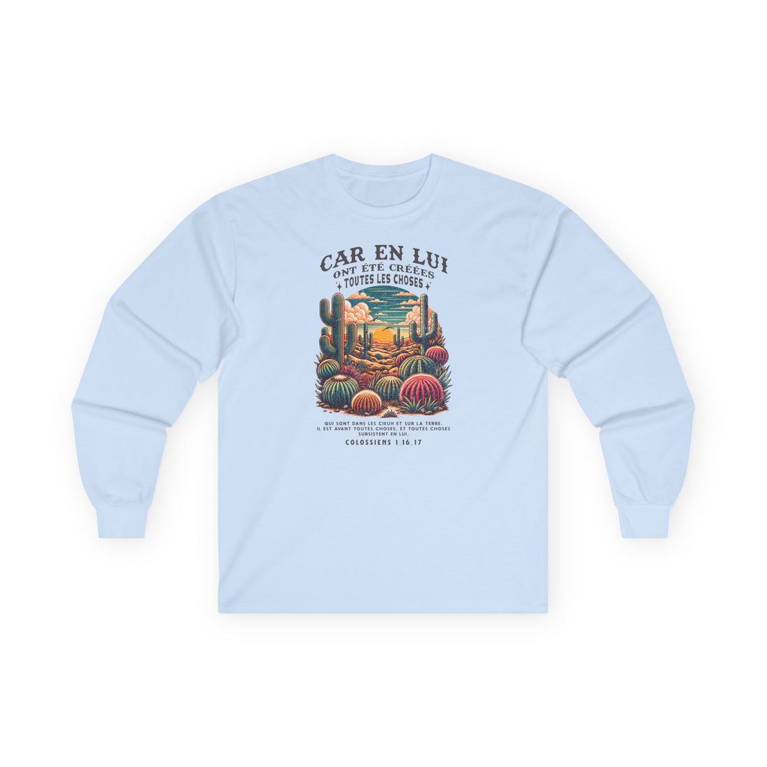 T-shirt bleu clair à manches longues avec une illustration de cactus et un texte biblique.