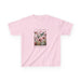 T-shirt rose pour enfant orné d'une illustration florale avec des papillons et un texte inspirant.