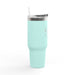 Gobelet isotherme bleu clair de 40oz avec paille et inscription religieuse sur le côté.