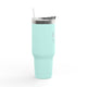 Gobelet isotherme bleu clair de 40oz avec paille et inscription religieuse sur le côté.