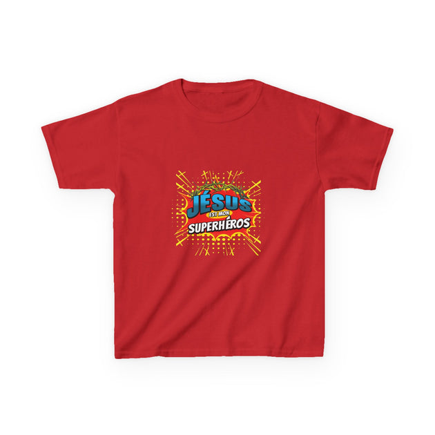 T-shirt rouge pour enfant avec l'inscription Jésus est mon superhéros et une couronne d'épines.