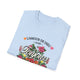 T-shirt bleu clair plié avec un motif floral et l'inscription L'amour de Dieu dure toujours.