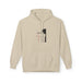 Sweat à capuche beige pour femme avec une illustration religieuse et du texte sur la poitrine.
