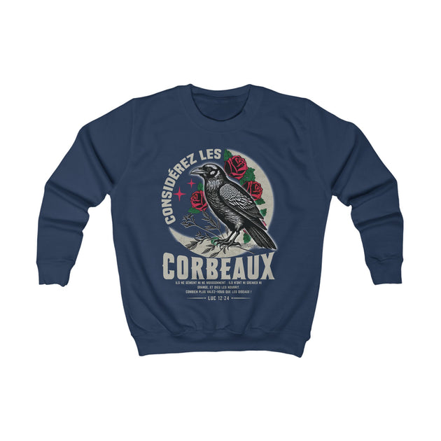 Sweat-shirt bleu marine pour enfant avec une illustration de corbeau, de roses et un texte biblique.