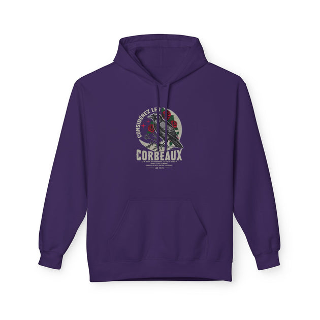 Sweat à capuche violet pour femme avec une illustration de corbeau et des roses sur la poitrine.